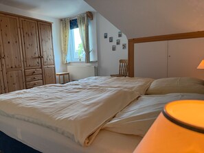 1 Schlafzimmer, Bügeleisen/Bügelbrett, kostenloses WLAN, Bettwäsche