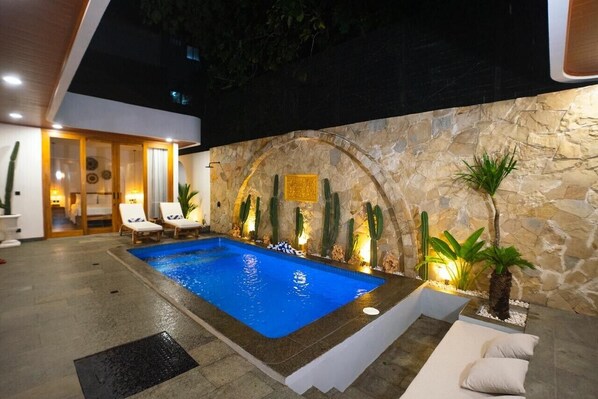 Piscina
