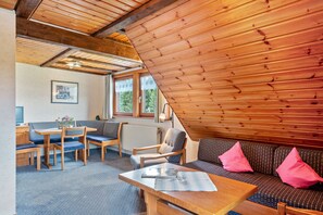 Télévision, table de tennis de table