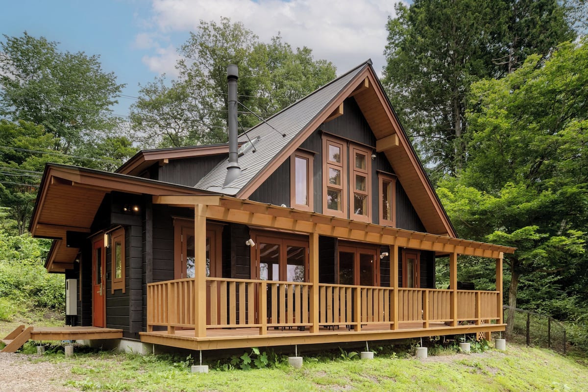 코티지, 금연 (Large cottage,hot spring and dog park) | 1 개의 침실, 무료 WiFi, 침대 시트