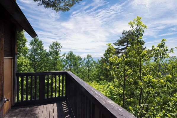 Pet Room Row-type log-style cottage With hot spring | 1 bedroom, free WiFi, bed sheets