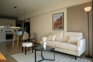 TV, offices - w* | Impressive 2BR with balcony in Miraflores (Lima)