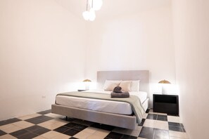 2 camere, una scrivania, ferro/asse da stiro, Wi-Fi gratuito