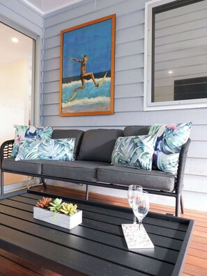 تلفزيون، مكتب