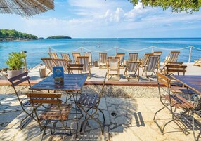 Beach bar