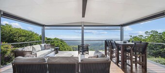 Flaxton Garden Home with Spectacular Coastal Views