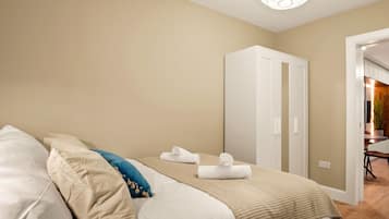 1 bedroom, iron/ironing board, free WiFi, bed sheets