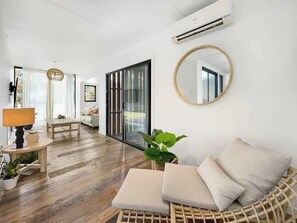 تلفزيون، مكت�ب