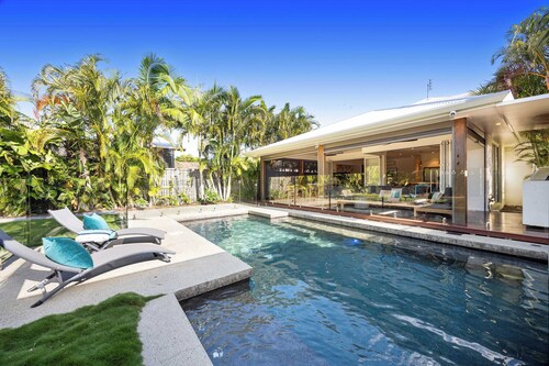Golden Beach Luxury for Families