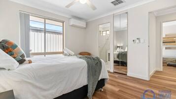 4 bedrooms, iron/ironing board, free WiFi, bed sheets