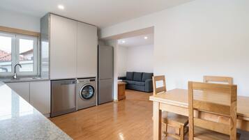 Apartamento 54 | Private kitchen | Highchair