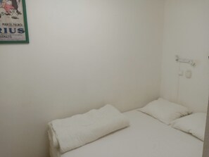 1 bedroom, iron/ironing board, WiFi