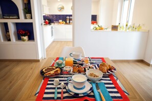 Frokostbuffé er inkludert hver dag