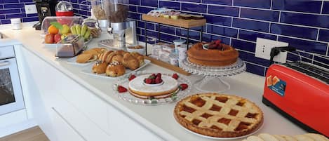 Tägliches inbegriffenes Frühstücksbuffet