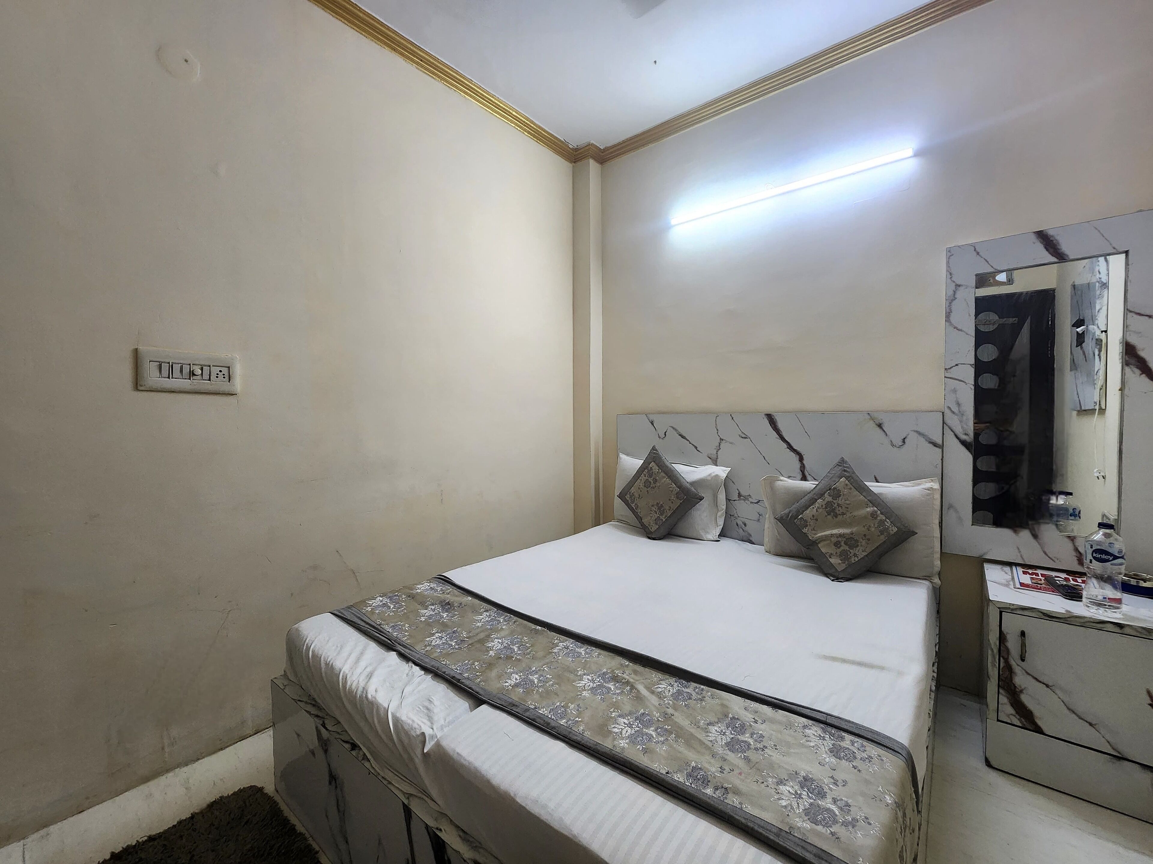 Photo - Hotel Surya Inn