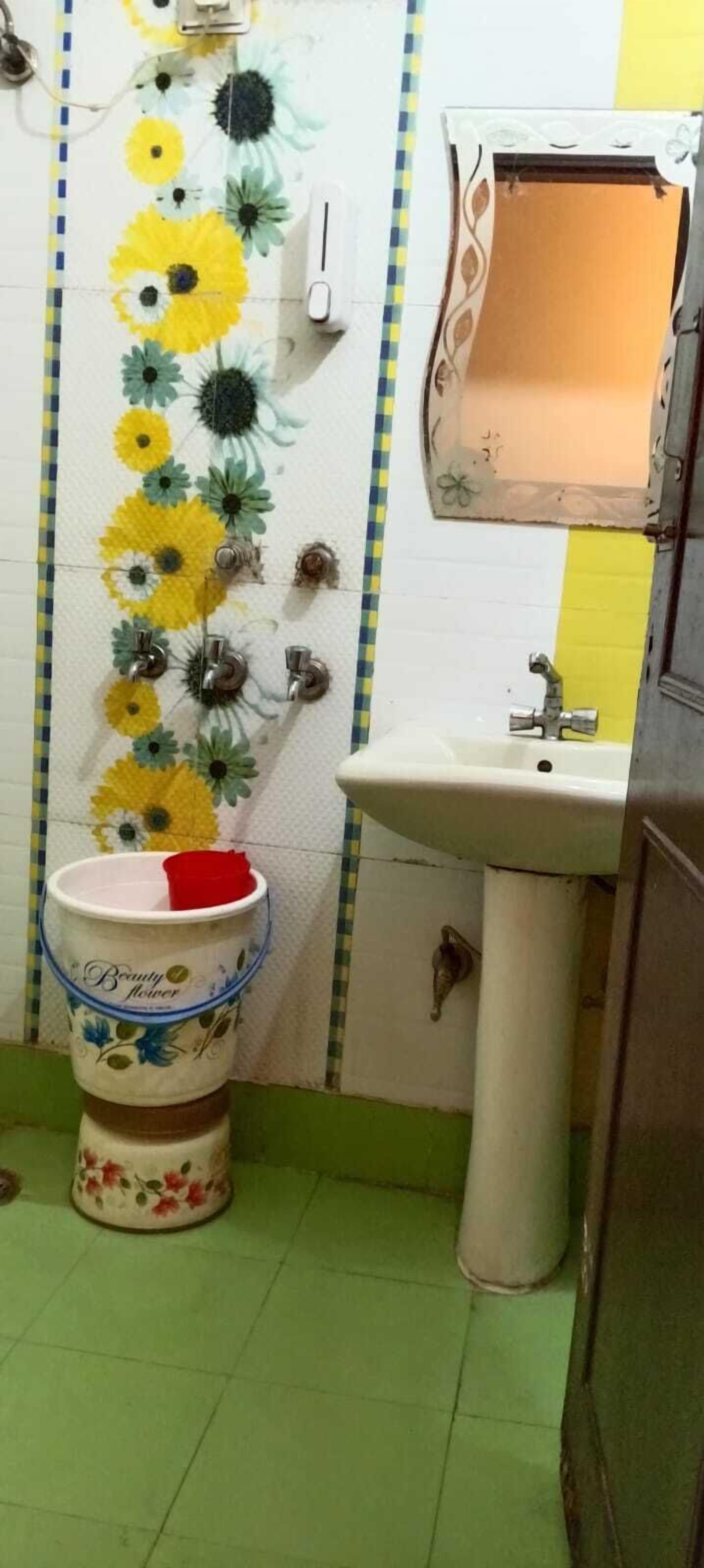 Photo - Hotel Surya Inn