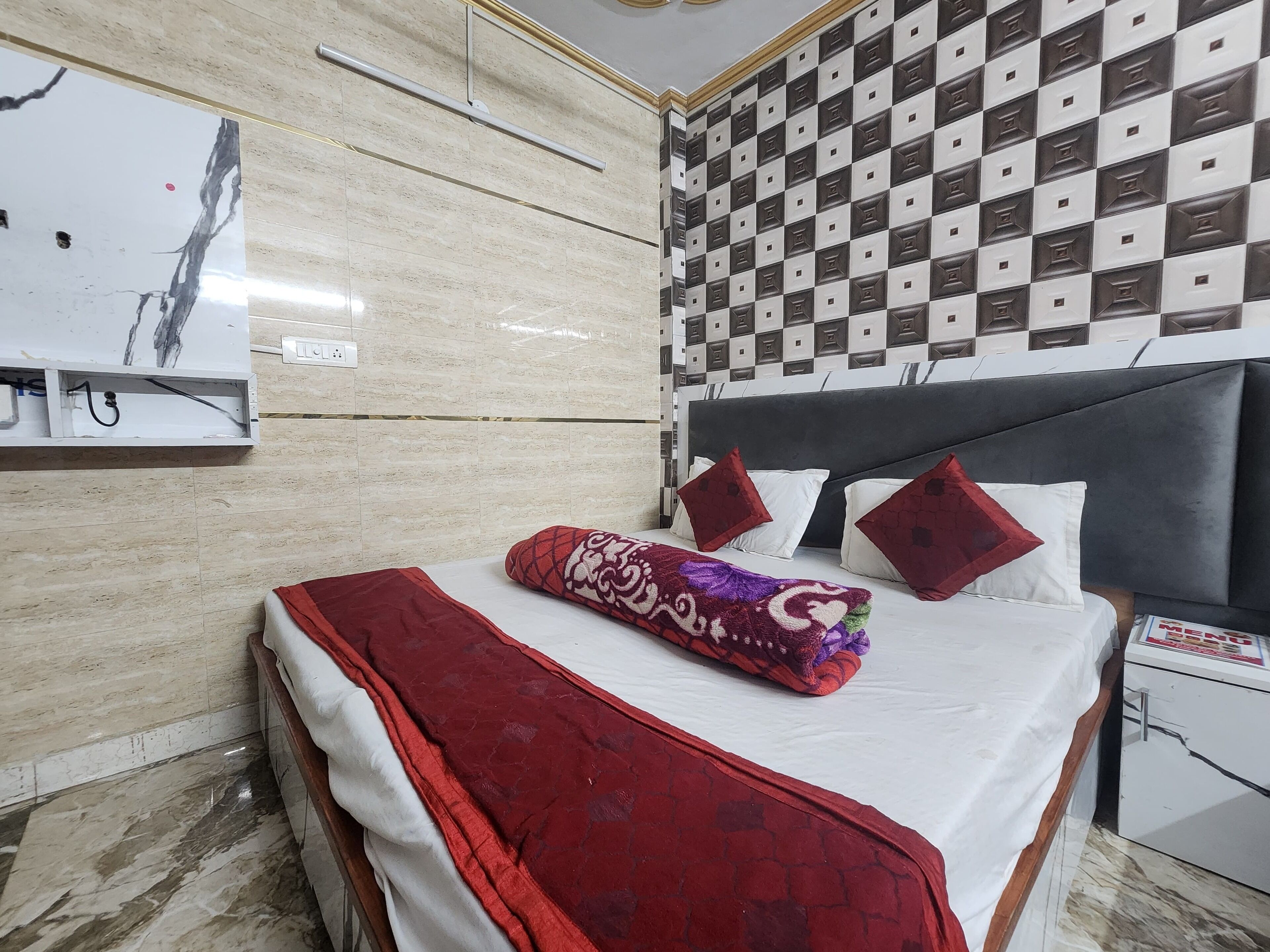 Photo - Hotel Surya Inn