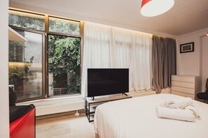 1 soverom, strykejern/-brett, wi-fi (inkludert) og sengetøy