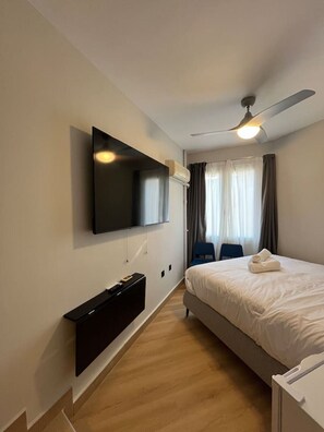 1 bedroom, iron/ironing board, free WiFi