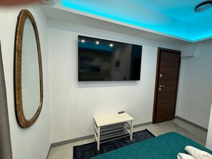 1 habitación, tabla de planchar con plancha, wifi gratis y ropa de cama 