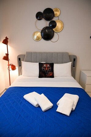 1 chambre, fer et planche à repasser, Wi-Fi gratuit, draps fournis