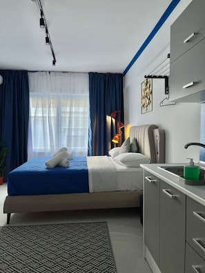 1 chambre, fer et planche Ă repasser, Wi-Fi gratuit, draps fournis
