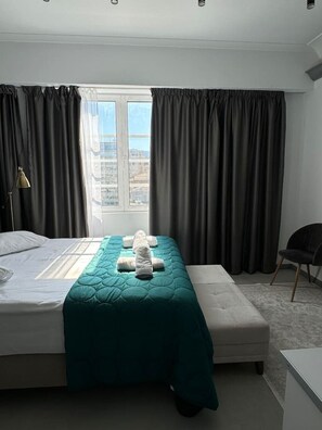 1 chambre, fer et planche à repasser, Wi-Fi gratuit, draps fournis