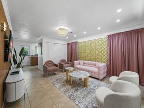 TV connectée, espaces bureaux