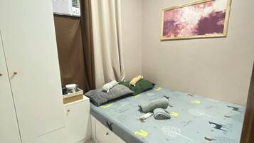 3 dormitorios, tabla de planchar con plancha, wifi gratis y ropa de cama