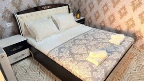 3 habitaciones, tabla de planchar con plancha y wifi gratis 