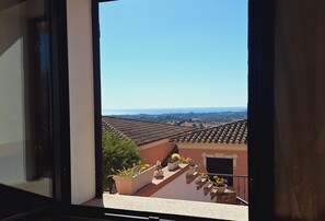 Interior - Apartments with spectacular views of Budoni Bay 3 min. from the sea-4 places (Malamurì)
