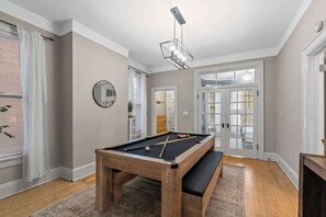 Spielezimmer
