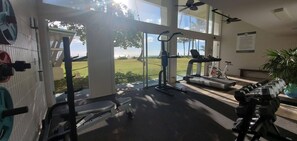 Apartment, Accessible - Beach Front Hawaii Condo w Amazing Sunrise (Hauula)