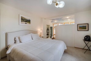 5 bedrooms, desk, WiFi, bed sheets - Sunny Mountain Delight by Velo (Angel Fire)