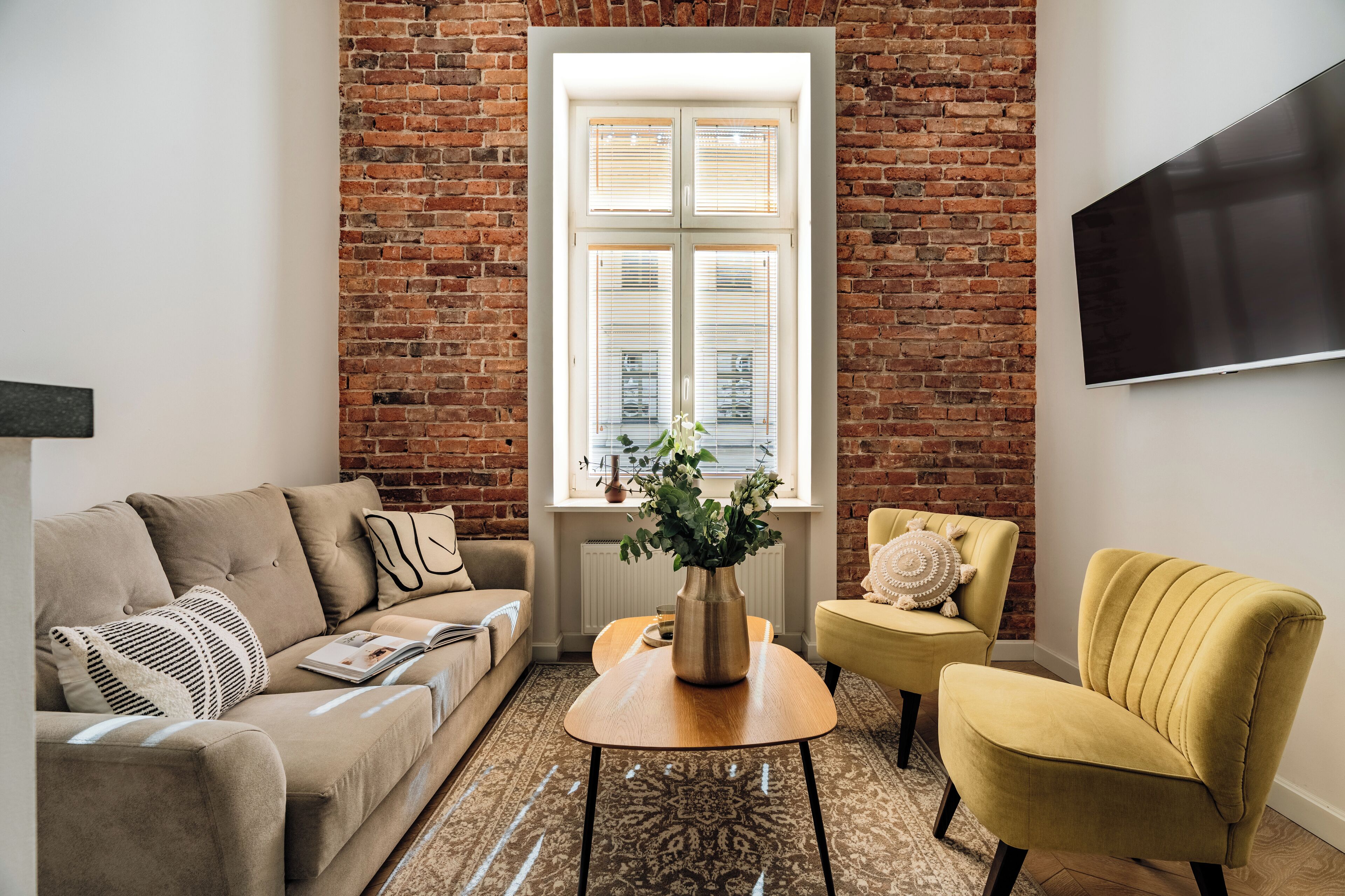 Comfort Apartment, City View | Living room