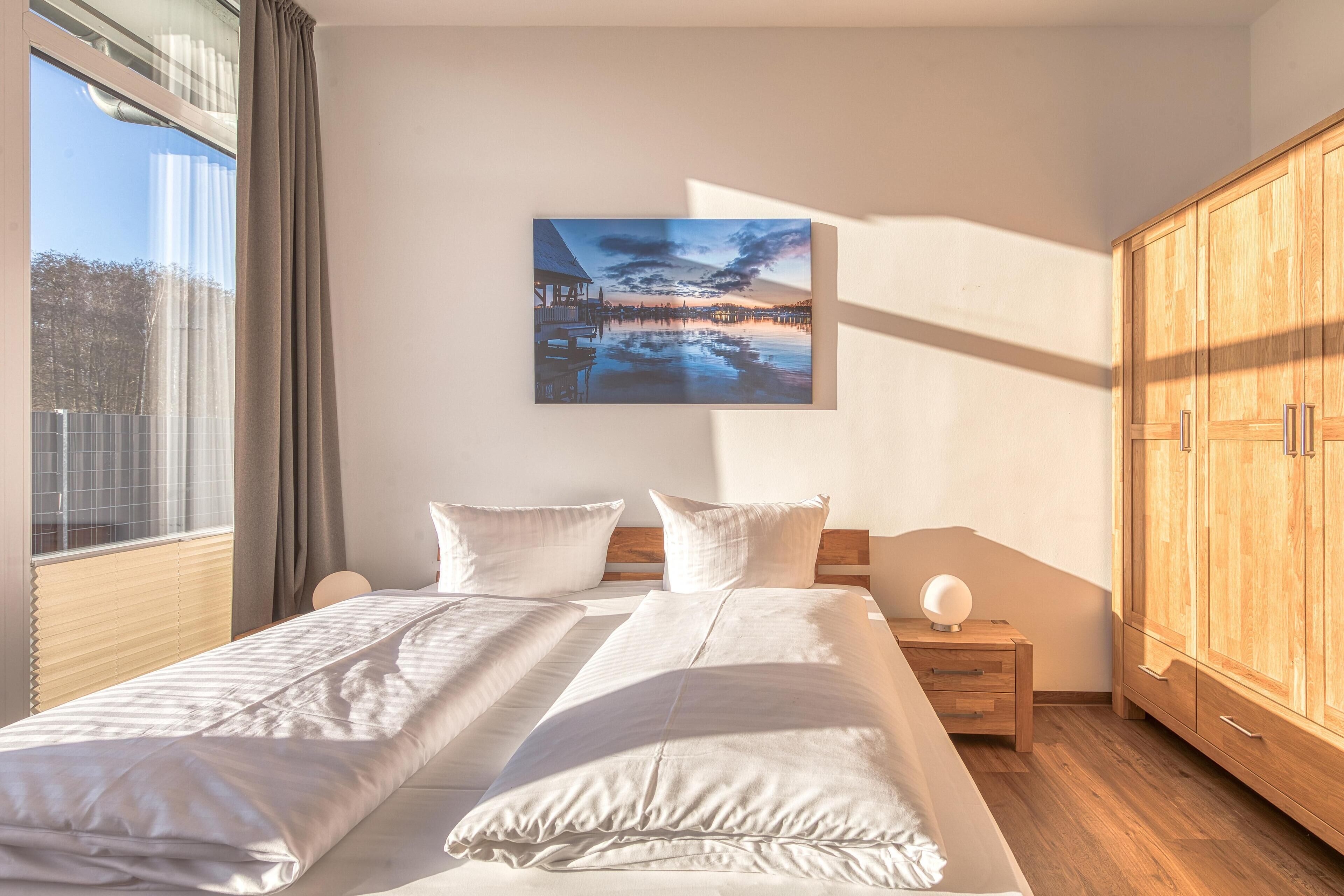 1 slaapkamer, een strijkplank/strijkijzer, gratis wifi