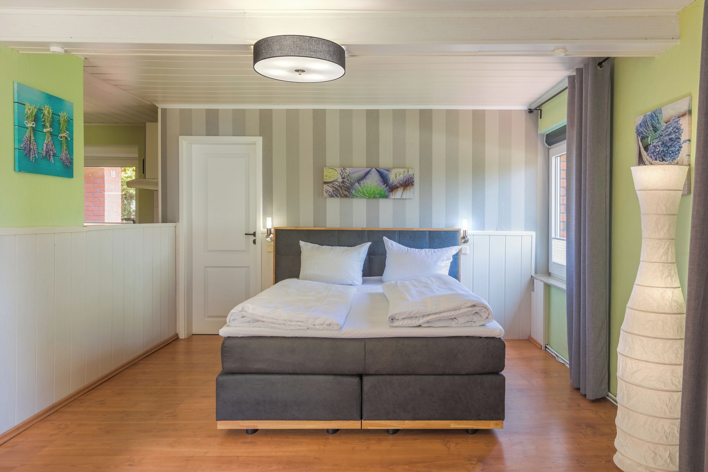 Wifi gratis y ropa de cama 