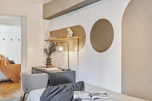 Bügeleisen/Bügelbrett, WLAN, Bettwäsche