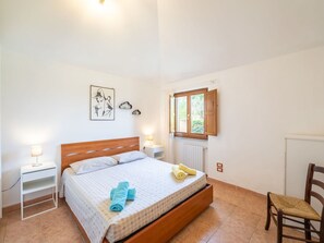 4 habitaciones, cuna de viaje y wifi gratis 