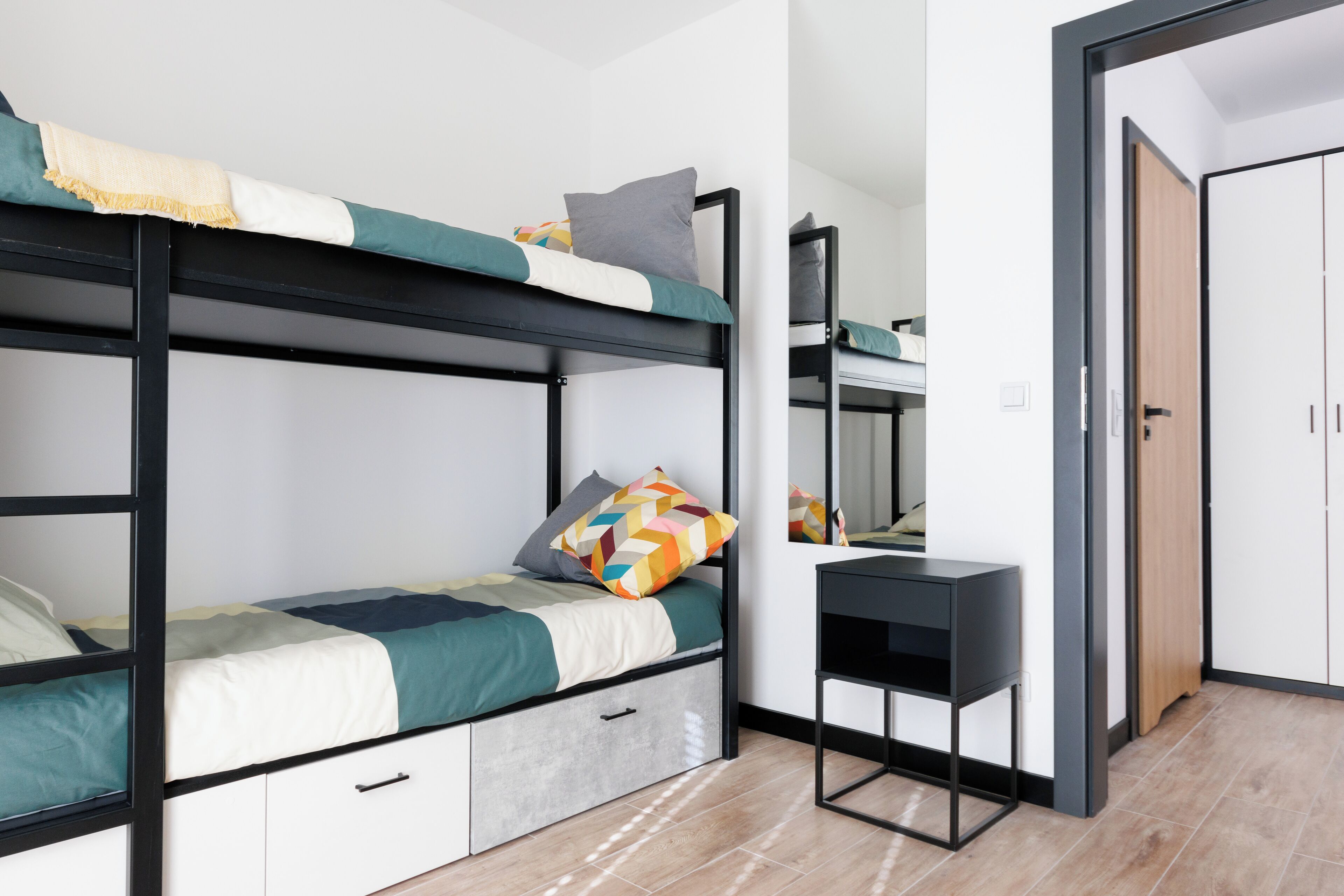 Economy-lejlighed | Skrivebord, arbejdsområde til bærbare computere, gratis Wi-Fi, sengetøj