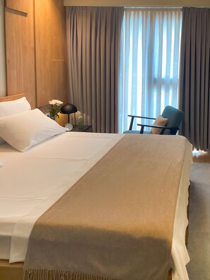 Nicht klassifiziertes Bild, 2 von 33, Schaltfläche