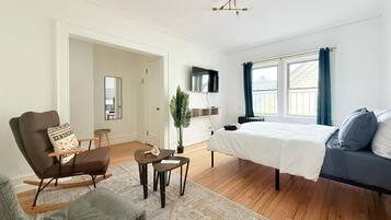 Strykejern/-brett, wi-fi (inkludert) og sengetøy