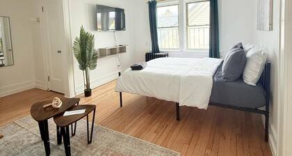 This apartment is a 0 bedroom(s), 1 bathrooms, located in Rochester, NY.