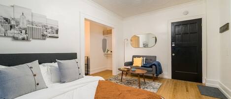 Strykejern/-brett, wi-fi (inkludert) og sengetøy