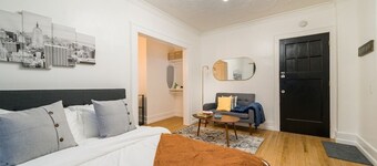 Your Cozy_Studio_HighFalls_TV+Kitchen+Rochest_DT