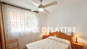 3 bedrooms, iron/ironing board, internet - Apartment with sea views, 3 bedrooms, 2 bathrooms, private garage. (Peníscola/Peñíscola)