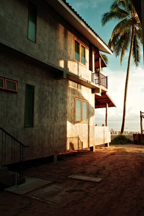 Basic Twin Room, Partial Sea View | Desk, laptop workspace, free WiFi