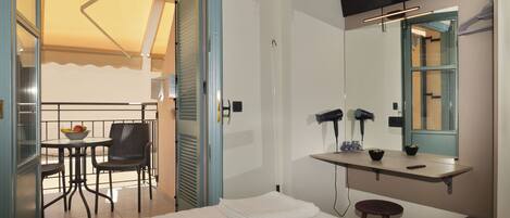 1 غرفة نوم ومكواة/لوح كي وواي فاي وملاءات أسرّة