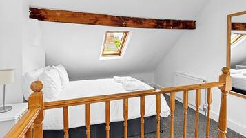 3 soverom, strykejern/-brett, wi-fi og sengetøy