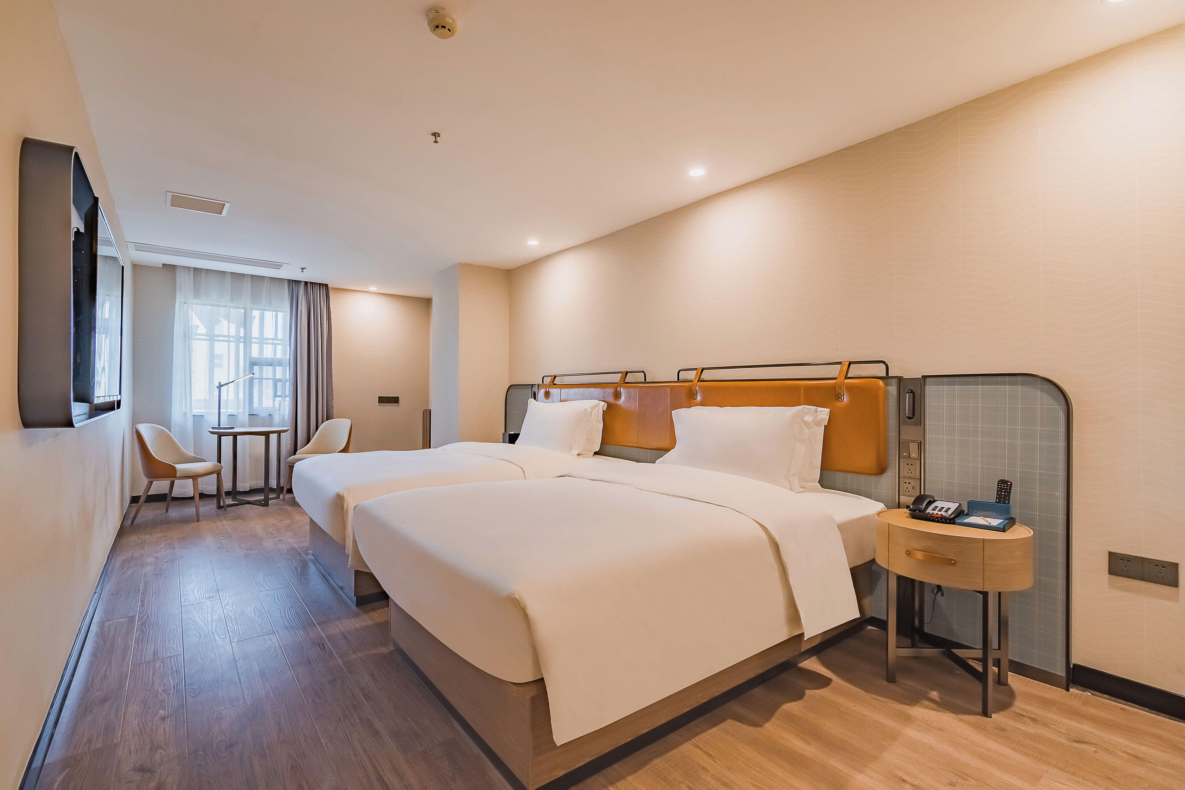Desk, laptop workspace, free WiFi, bed sheets